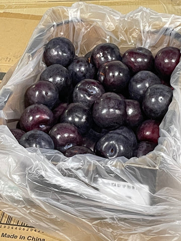 5kg Box Organic Teagan Blue Plums Grade 1